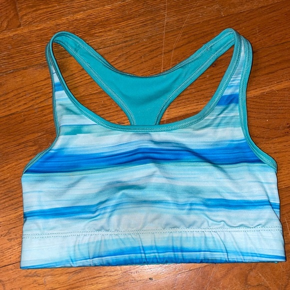 Champion stretchy soft gym sports bra workout blue white sky stripe reversible - Picture 1 of 4